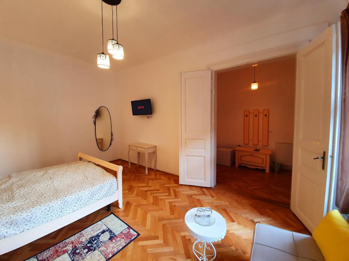 Maximus Apartments Σιγκισοάρα Εξωτερικό φωτογραφία